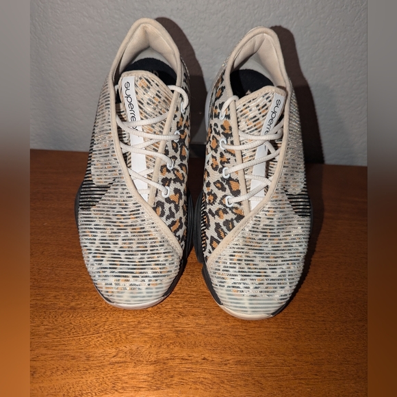Nike Cheetah Leopard Print Shoes Size 6.5 - Picture 4 of 8